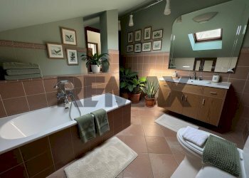 render bagno - Semi-detached house Strada Viazza Di Martorano
 
60, Parma - photo 6
