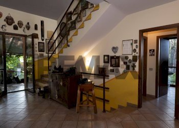 Scale - Semi-detached house Strada Viazza Di Martorano
 
60, Parma - photo 10