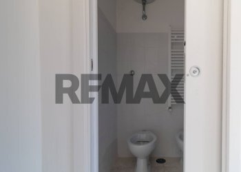 Bagno - Bilocale Via Corvara
44, Roma - foto 13