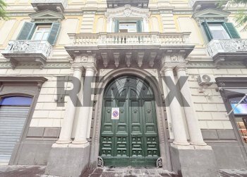 Edificio all\'aperto - Trilocale Corso Secondigliano
487, Napoli - foto 11