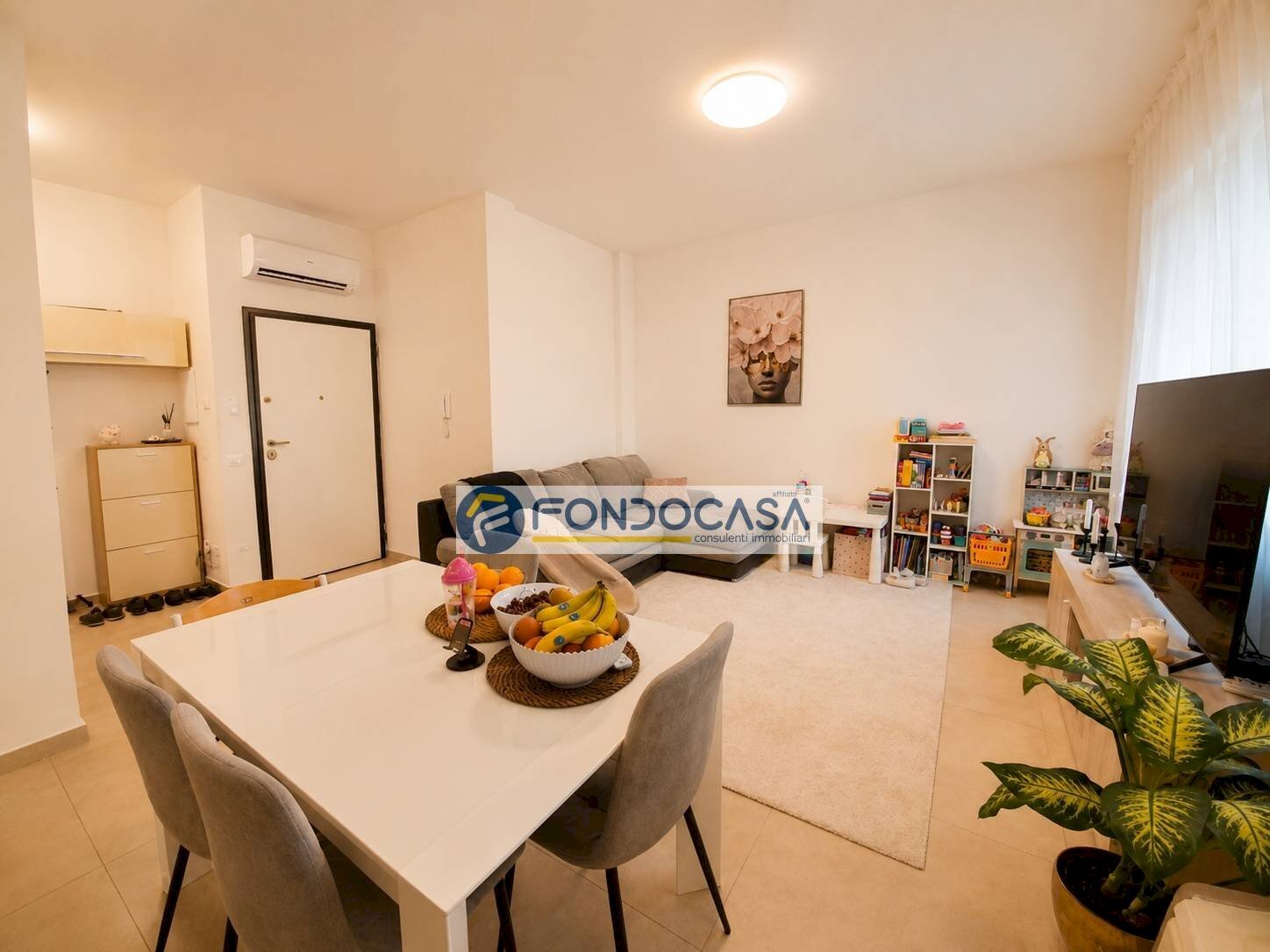 Cucina/salotto - Four-room apartment Via delle Macchie
9, Massa - photo 3
