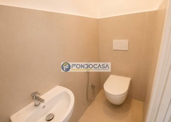 Bagno - Four-room apartment Via delle Macchie
 
9, Massa - photo 6