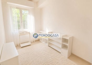 Ripostiglio - Four-room apartment Via delle Macchie
 
9, Massa - photo 21