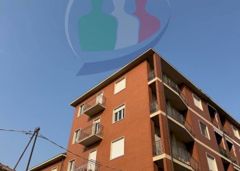 Foto 1 - Two-room apartment Via Rismondo
 
13, Torino - photo 1