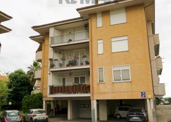 Edificio all\'aperto - Quadrilocale via Innocenzo XII
 
15, Ariccia - foto 2