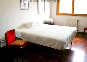 Camera / camera da letto - Quadrilocale via Innocenzo XII
 
15, Ariccia - foto 10
