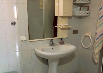 Bagno - Quadrilocale via Innocenzo XII
 
15, Ariccia - foto 15