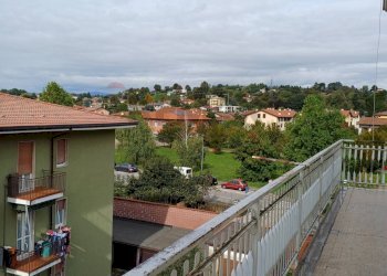 Balcone - Trilocale Via Indipendenza
 
6, Robbiate - foto 1