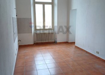 Stanza vuota - Trilocale Via Indipendenza
 
6, Robbiate - foto 4