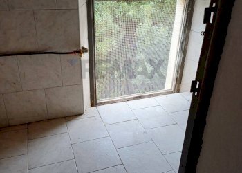 Hall / corridoio - Trilocale Via Indipendenza
 
6, Robbiate - foto 20