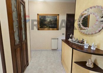 Hall / corridoio - Four-room apartment Via Ippolito Nievo
 
5, Bagheria - photo 9