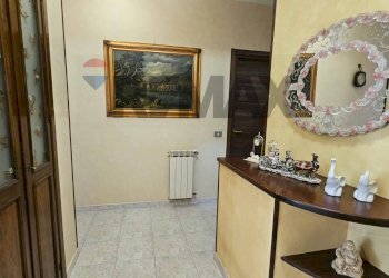 Hall / corridoio - Four-room apartment Via Ippolito Nievo
 
5, Bagheria - photo 24