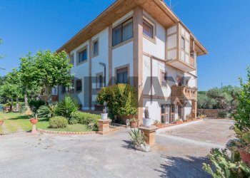 Casa all\'aperto - Villa via trenta salme
 
1, Castelvetrano - photo 67
