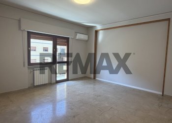 Stanza vuota - Ufficio via principe di Paternò
67, Palermo - foto 1