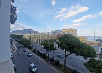 Edificio all\'aperto - Trilocale Via Francesco Crispi
 
84, Palermo - foto 5
