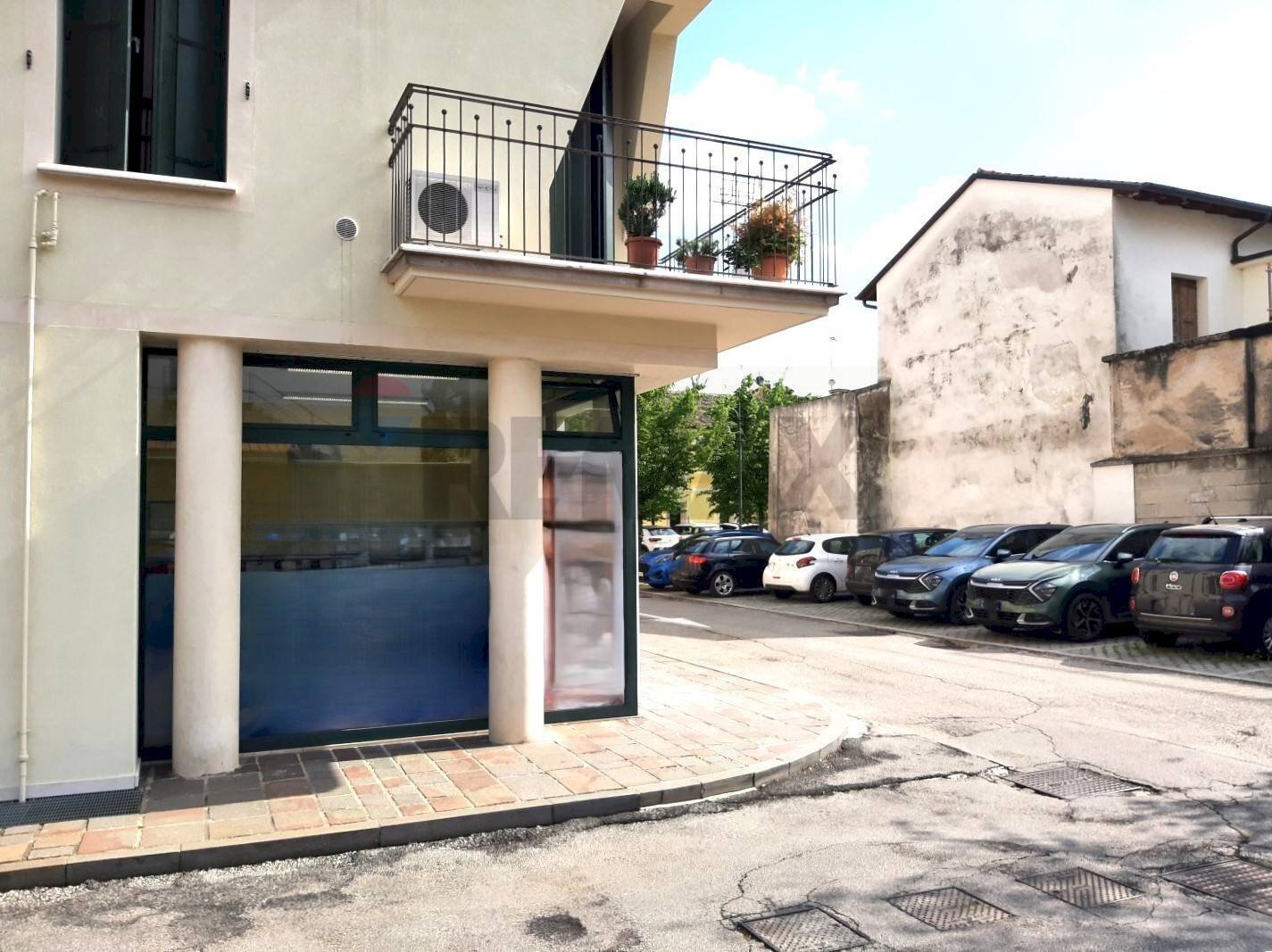 Edificio all\'aperto - Commercial Premises Via 8-9 Maggio 1848
6, Cornuda - photo 3
