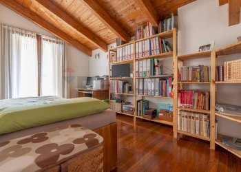 Camera / camera da letto - Villa Monte Nevoso
 
34/a, Gallarate - foto 12