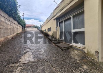 Terrazza - Cantina / Solaio via Palmiro Togliatti
 
12, Ragusa - foto 4