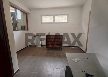 Stanza vuota - Cantina / Solaio via Palmiro Togliatti
 
12, Ragusa - foto 16