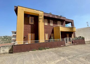 Casa all\'aperto - Villa via passo gatta
 
1/c1, Modica - foto 2