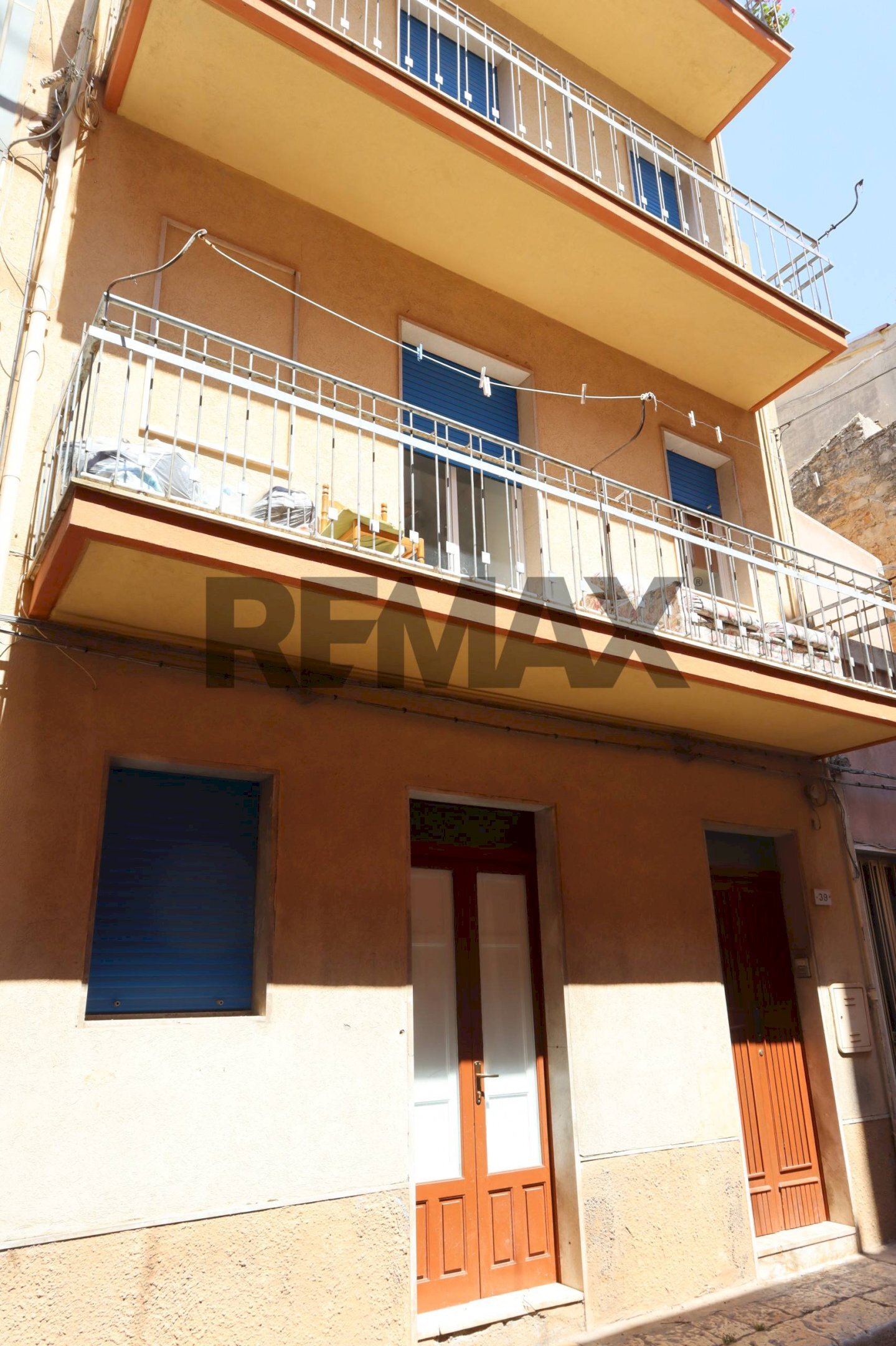 Edificio all\'aperto - Casa indipendente Via Colonnello U.Maddalena
39, Ragusa - foto 3