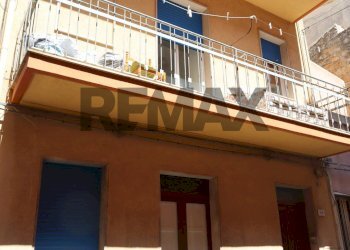 Edificio all\'aperto - Casa indipendente Via Colonnello U.Maddalena
 
39, Ragusa - foto 3