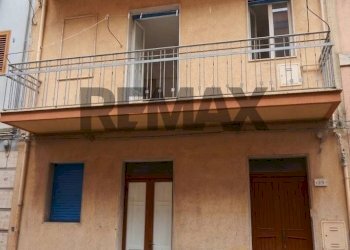 Edificio all\'aperto - Casa indipendente Via Colonnello U.Maddalena
 
39, Ragusa - foto 2