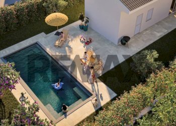Piscina - Appartamento Via Santa Rosalia- Gattocorvino
 
sn, Ragusa - foto 1