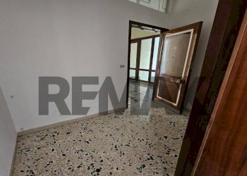 Stanza vuota - Appartamento VIA GABRIELE D'ANNUNZIO
 
54, Ragusa - foto 9