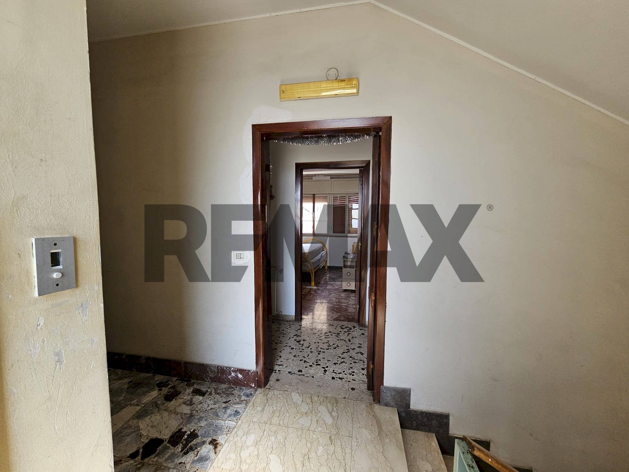 Hall / corridoio - Four-room apartment VIA GABRIELE D'ANNUNZIO
54, Ragusa - photo 3