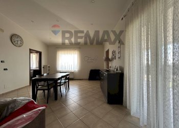 Sala da pranzo - Semi-detached house via retarola
 
99-101, Velletri - photo 56