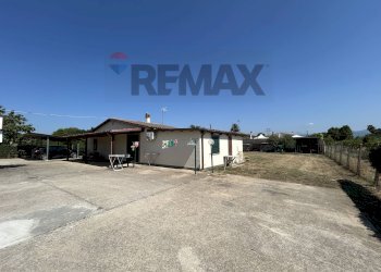 Terrazza - Semi-detached house via retarola
 
99-101, Velletri - photo 96