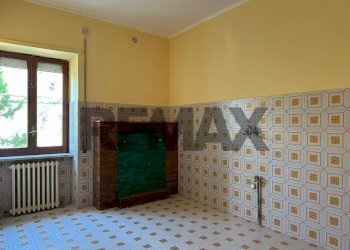 Stanza vuota - Appartamento Viale Roma
 
9, Colli a Volturno - foto 21