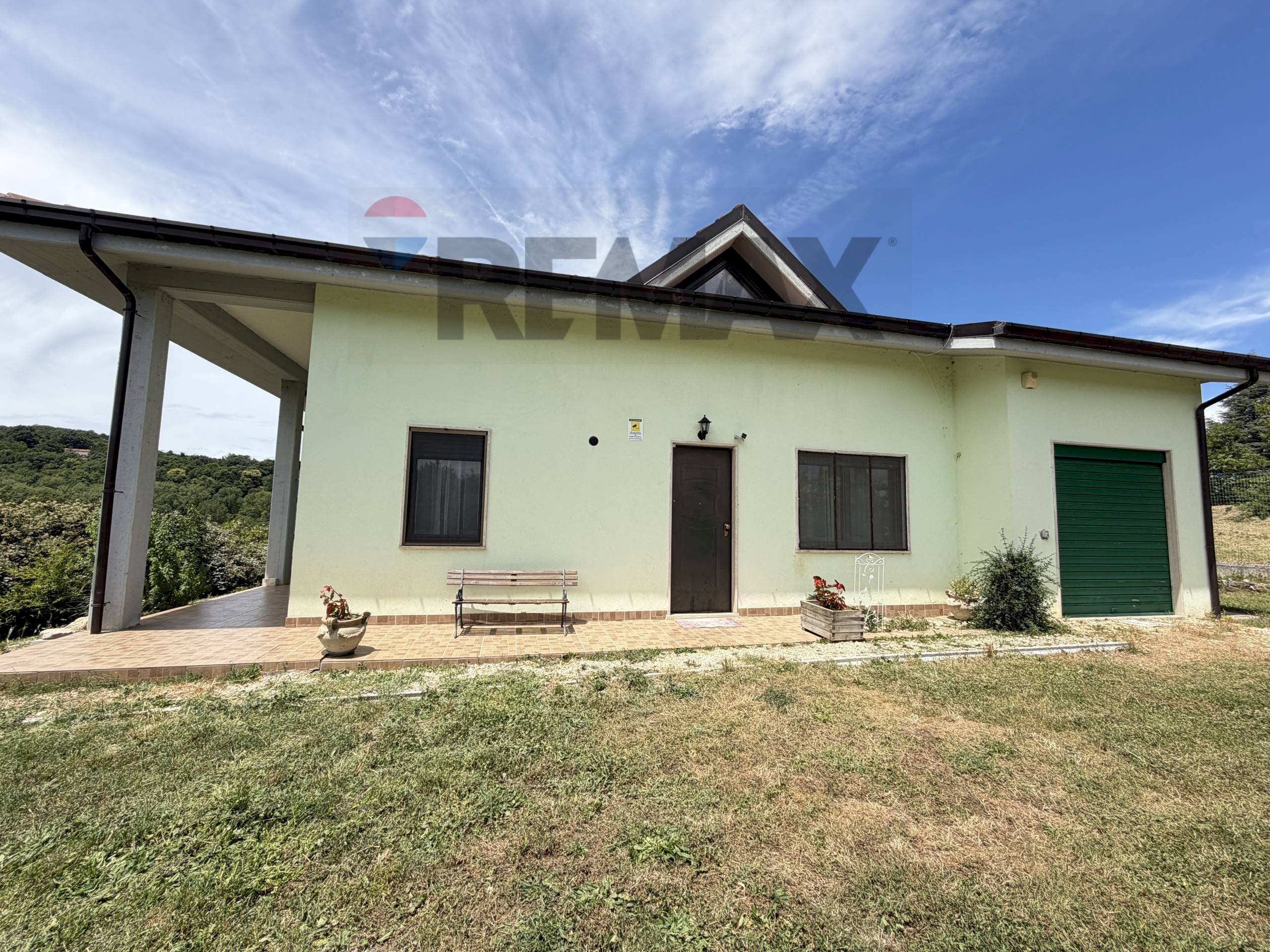 Casa all\'aperto - Villa contrada colle longo
 
45 F, Campobasso - photo 3