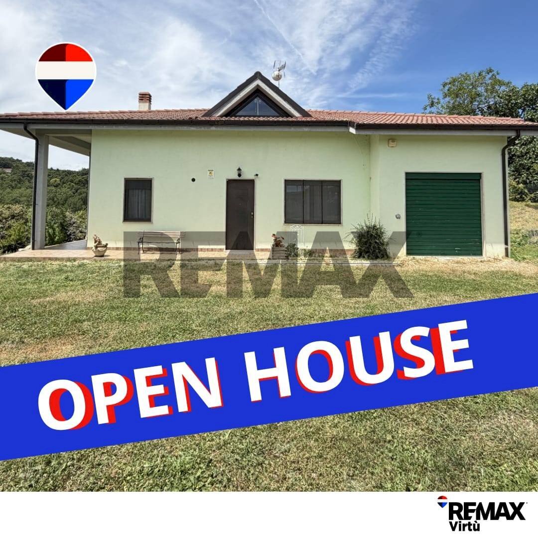 Casa all\'aperto - Villa contrada colle longo
 
45 F, Campobasso - photo 1