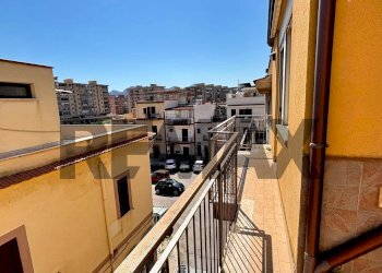 Balcone - Three-room apartment piazza  Del Bono
 
9, Palermo - photo 12
