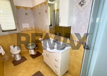 Bagno - Three-room apartment piazza  Del Bono
 
9, Palermo - photo 33