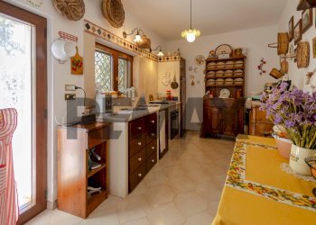Cucina - Baita via Monte Sabotino
 
86/88, Alberobello - foto 15