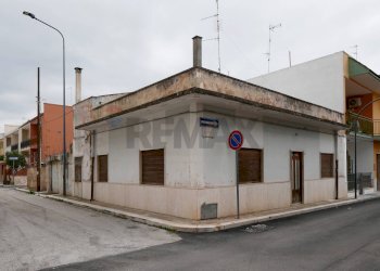 Edificio all\'aperto - Independent house Via Alessandro Volta
 
42, Cellamare - photo 2