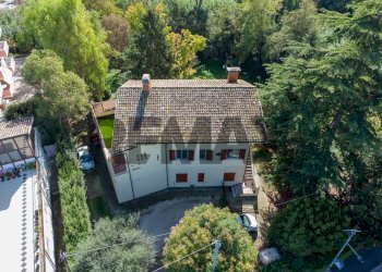 Casa all\'aperto - Independent house via mare adriatico
 
22, Spoltore - photo 1