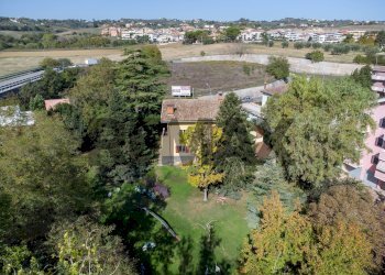 Edificio all\'aperto - Independent house via mare adriatico
 
22, Spoltore - photo 21
