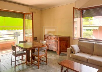 Foto 2 - Three-room apartment via SARCA
 
9, Desenzano del Garda - photo 2