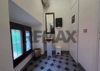 Hall / corridoio - Commercial Activity Via Partigiani
9, Boca - photo 26