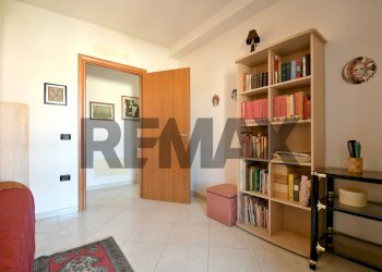Soggiorno - Apartment via Cagliari
 
3, Dolianova - photo 18