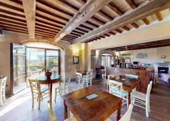 Sala da pranzo - Villa STRADA PROVINCIALE  MELOSA
 
157, Roccastrada - photo 16