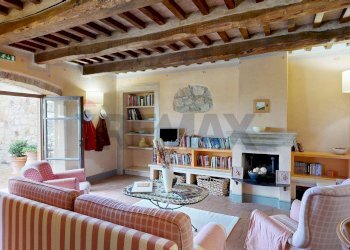 Soggiorno - Villa STRADA PROVINCIALE  MELOSA
 
157, Roccastrada - photo 18