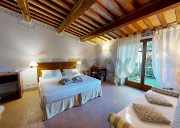 Camera / camera da letto - Villa STRADA PROVINCIALE  MELOSA
 
157, Roccastrada - photo 26