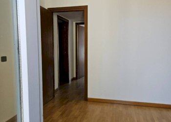 Stanza non arredata - Trilocale via Festa del Perdono, Milano - foto 18
