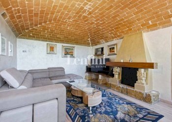 Salone - Villa strada Sabbionina, 16, Fubine Monferrato - photo 20