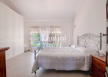 Camera da letto - Villa strada Sabbionina, 16, Fubine Monferrato - photo 37